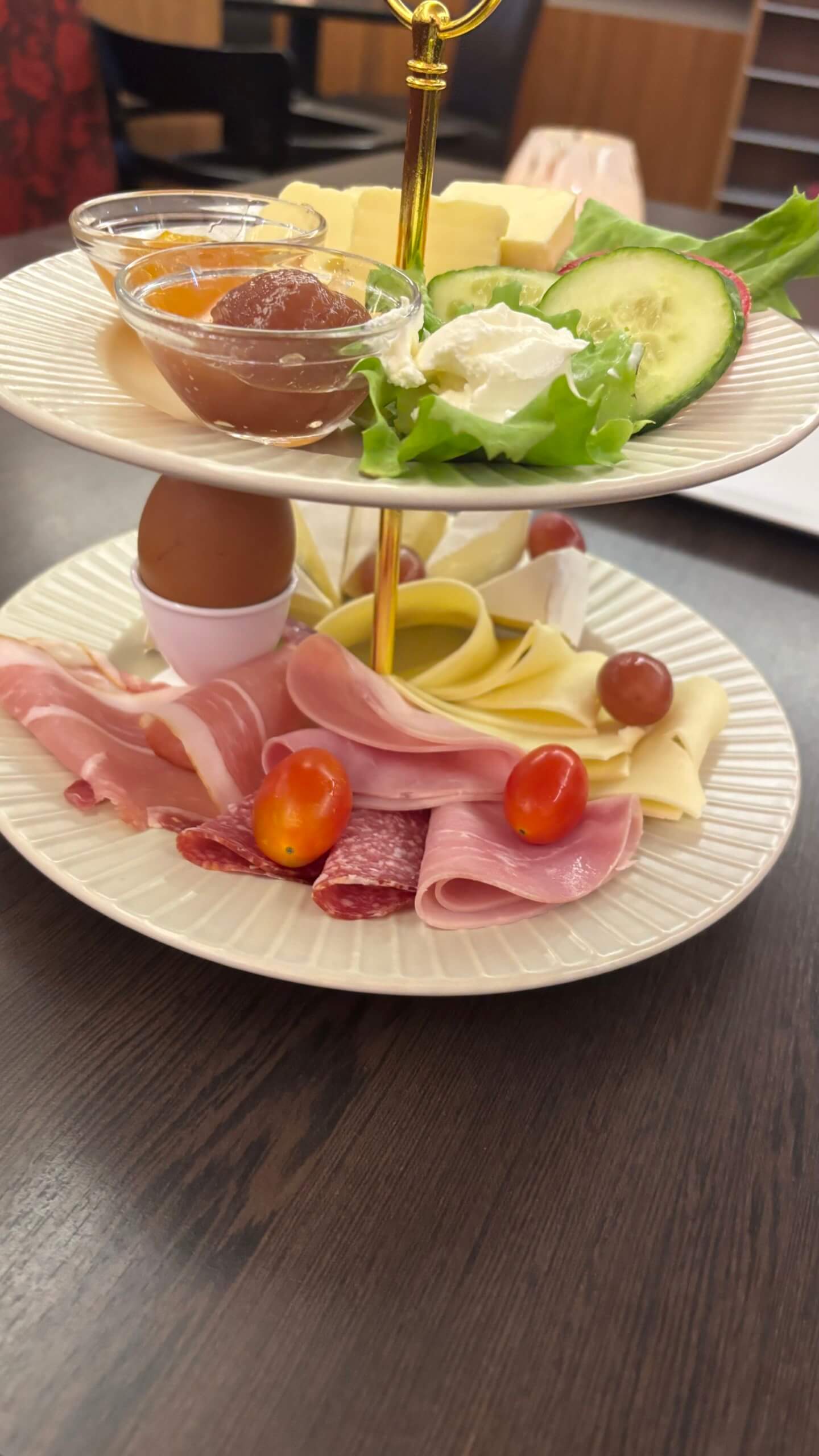 Frühstück in meinem Café- und Weinbistro Genusszeit im Erdgeschoss IMG 3504 scaled